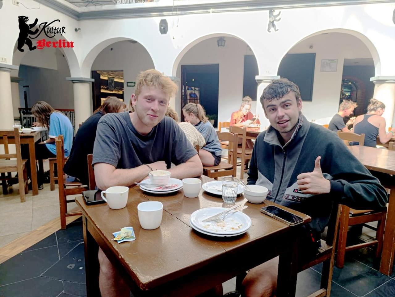 Kultur Berlin Hostel & Suites スクレ エクステリア 写真